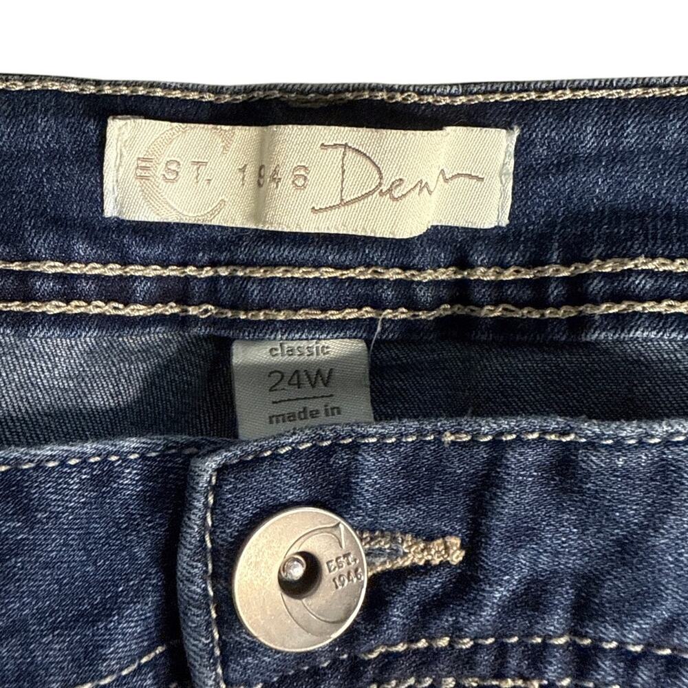 CATO Distressed Denim Shorts Size 24W in Blue - Picture 3 of 6